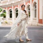 Sagarika Ghatge Instagram – | INDIRA |

Off White chanderi anarkali in full sleeves paired with a off white churidar and a chanderi dupatta in palash foil motifs  @akuteebysagarika 

Shop the look on www.akutee.co.in (link in bio)

Photographer: @sprinkledwords 
HMU: @vikasrajput83 @mamta_singh06 

.
.
.
.
.

#AkuteeBySagarika #WomenOfAkutee #AkuteeClassics #Festive #Ethnic #Traditional #ChanderiKurta #FoilPrint #Elegant #IndianWear #TimelessClassics #SagarikaGhatge #KurtaSet  #ChanderiSilk #OccasionWear #Anarkali #Style #MadeInIndia #ChanderiSuits #ChanderiAnarkali