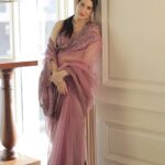 Sagarika Ghatge Instagram - It takes a village, step behind the scenes with me as I get ready. The timeless charm of a saree, holds a special place in my heart 🤍✨
