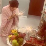 Sagarika Ghatge Instagram - May Goddess Laxmi bless us all . #laxmipooja #grateful