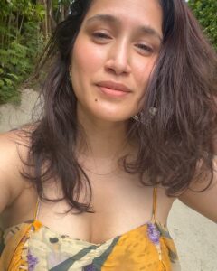 Sagarika Ghatge Instagram - Salty hair, don’t care 🏝️ 🌊🤍

@Conrad_Maldives 
 #conradmaldives #stayinspired #themuraka
@eastern.travels

👗 @shopverb