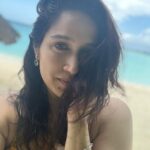 Sagarika Ghatge Instagram - Salty hair, don’t care 🏝️ 🌊🤍 @Conrad_Maldives #conradmaldives #stayinspired #themuraka @eastern.travels 👗 @shopverb Conrad Maldives Rangali Island
