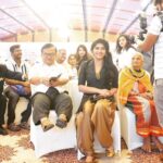 Samyukta Hornad Instagram - With the four Padmashree awardees from namma Karnataka, Mata Manjamma Jogathi, Tulsi Gowda, K.Y Venkatesh and Harekala Hajabba yesterday :) I’m so humbled and honoured to receive the award for my community service! They truly inspire me to do better. I like to do whatever little in my capacity because of my privilege and position to do at least some thing. And when recognised by such absolutely fantastic people like these Padma Shree awardees it makes me want to do more, try to be at least .1% like them. How this event was just not of them recognising me but one where I realise how much more there is left to do Thank you 🤍 @makeupdiaries_by_ashwini @aiykya @inhuman.eye
