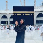 Sana Makbul Instagram - First is always special 🤲🏻 #umrahmubarak say Mashaallah 😇
