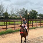 Sanaya Irani Instagram - We all have our happy places and for me one of them is being around animals 😃😃. Revisiting my happy place this Sunday 😊. Have a hap hap happy Sunday everyone 😃.