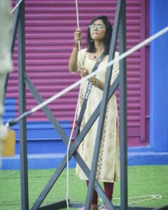 Sangeetha Sringeri Instagram - With a touch of class and a heart full of determination, she can move mountains ✨

ನಮ್ಮ ಸರಳ ಸುಂದರಿ ಸಂಗೀತಾನ ಬಿಗ್ ಬಾಸ್ ನಲ್ಲಿ ನೋಡ್ತಾ ಇದ್ದೀರಾ? 

Streaming on @colorskannadaofficial and  @officialjiocinema 

#BBK10 #SangeethaSringeri #HappyBigboss #VoteForSangeetha  #ColorsKannada #JioCinemas #Trending #BigBossKannada