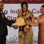 Sapna Vyas Instagram - Humbled to be recognised as a Cultural Brand Ambassador of India on the 75th year celebration of our independence. Thank you @ministryofculturegoi @amritmahotsav #75for75 #HarGharTiranga #AmrtiMahotsav #DilseDesi #MeinBharatHu Asiatic Society of Mumbai Central Library