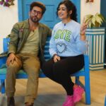 Sapna Vyas Instagram - Curious about what @vishaalkotian and I talked about on the chat show ‘Baaton Baaton Mein with Sapna Vyas’? 🤔 Watch this sneak peek here and head over to YouTube.com/CoachSapna for the full episode! 🎙️📺 Click the link in bio #BBMwithSapnaVyas #VishalKotian #YouTubeExclusive #BaatonBaatonMeinwithSapnaVyas