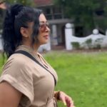 Sapna Vyas Instagram - तू आरती की लौ नहीं तू क्रोध की मशाल है तू खुद की खोज में निकल …