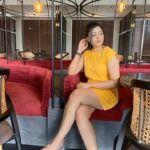 Sapna Vyas Instagram - Hope my yellow dress brightens your day. 😎 @savvyswaraajsportsclub . . . . . . . . . #yellowdress #indianinfluencer #bandaid #bruisedfeet #ahmedabadinfluencer #happymorning Savvy Swaraaj Sports Club