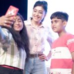 Sapna Vyas Instagram - Glimpse of after awards pictures with some fab people @page_3_magazine. Very well organised event… Mr. @nikhil_madrasi Kudos ! Sarvajanik College of Engineering and Technology