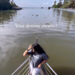 Sapna Vyas Instagram - POV: सारी खुशियां मिल जावण #keralatourism #kerala #allapuzhabackwaters #houseboat #houseboatkerala Allapuzha