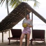 Sapna Vyas Instagram - I stayed at Ayurveda resorts in Kerala for total 15 days. (9 days at Nattika Beach Resort, Thrissur and 6 days at Rockholm Beach Resort, Thiruvanthapuram) I am super excited to share my journey of Ayurveda lifestyle with you peeps. (Ayurveda lifestyle includes Ayurveda diet, treatments and yoga) Look out for videos… reels… photos… of my experiences in Kerala for this entire month. Lot of posts… coming soon ! Drop a heart and save this post ❤️ @nattikabeachayurvedaresort @rockholmbeachretreat @nikkyboy90 The Nattika Beach Ayurveda Resort