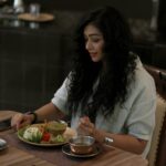 Sapna Vyas Instagram - Enjoying healthy meal at @nimbanaturecure #SimpleFood #NutritiousDiet Nimba Nature Cure & Holistic Healthcare Centre