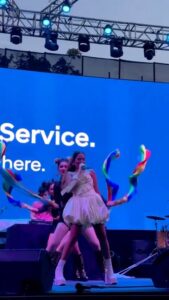 Sara Gurpal Instagram - From the recent show with @hyundaiindia follow @saragurpals to listen more songs 😍😍