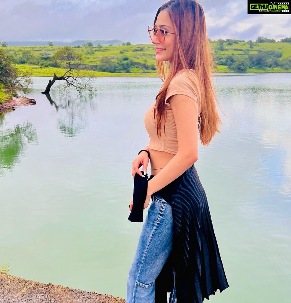 Sara Khan Instagram - Still can’t get over the serenity we explored during our stay at @radissonresortandspalonavala #sarakhan #lonavala Radisson Resort & Spa Lonavala