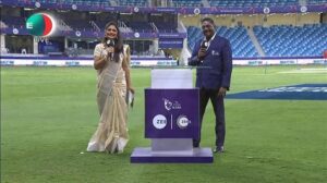 Sastika Rajendran Instagram - It feels so surreal to stand beside these legends of cricket that I always forget to click pictures 🥲

But I am glad, some of you are watching the game and are kind enough to send me this 💕
நன்றி! 

#Blessed #ILT20 #DpWorldILT20 #Dubai 
#ThankYou