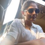 Sastika Rajendran Instagram - Selfies and forced candids kinda day 🫣😅❤️ With 🐝 #vacation #vacay #bengaluru #bengalurudiaries #instagood Tycoons