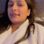 Sastika Rajendran Instagram - Hey #siri! Please help 🙏🏽 Meanwhile siri : Vaaipilla raaja 🫢 #reels #bored #trendingreels