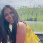 Sastika Rajendran Instagram - Me being me Shot by only mine ☺️🤗😍 #trending #run #instagood #reelsindia #reelsinstagram Glenmorgan