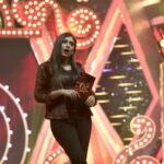 Sastika Rajendran Instagram - When they give you jolly oh gymkhana back up dancers’ clothes… 😅😅😅 #jokerpoker Every Sunday @9.30pm only on @zeetamizh ❤️‍🔥 EVP Film City
