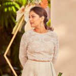 Sastika Rajendran Instagram - Right. Left. Straight. For @shlokaethnicwear Photographer @nithin_barath Styled by @swetha.raghul Jewellery @theindiankart Decor @miandkaevent Make up @sathyaanil_makeup_artist Hair @vinothdamodharan7