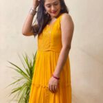 Sastika Rajendran Instagram - Sending you all some #Yellove 💛🐝🌼🍋🌕🍯🧀 Wearing a 👗 from someone very special @vj_nivedhita ❤️❤️❤️ Chennai, India