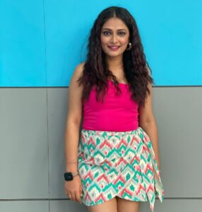 Sastika Rajendran Instagram - Hi🌸

Styled by @mrignain 
Assisted by @kbabel_1711 
@mahek1123 

For the Rivalry week of #TataIPL2023 @starsportstamil 

📸 : @auhsojv