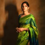 Sayli Patil Instagram - 🦚 Styled by @labelsonalesawant Saree by @kasatsarees Blouse by @labelsonalesawant Makeup @punemakeupartist__bshree Picture by @kaustubh_gokhale