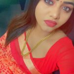 Shalu Shammu Instagram - Selfie Dump Part 2 ….😅 Saree & Me #shalushamu #shalushamuvlogs #selfieponnu #metime #sareelove