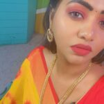 Shalu Shammu Instagram - Selfie Dump Part 1 ….😅 Saree & Me #shalushamu #shalushamuvlogs #selfieponnu #metime #sareelove