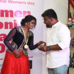 Shalu Shammu Instagram - Congrats to my dear friend @shalushamu for Most Promising Actress Award. More to come. Keep rocking #Shalu. We always there to support you.❤️ PC: @sensphotography_ @churchillricardo_ @chennai70mm @suganaliex Event organised by @desertrosehall @saravananchandran_official Supported by @captaintvofficial @dinakural_official @southernmail515 #womeniconicawards