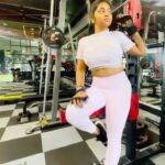 Shalu Shammu Instagram - Cooking Up Me 💪 Location : @solidfitness07 Trainer : @thunivu_visu_ #shalushamu #shalushamuvlogs #sweatitout #gymmotivation #workoutroutine #loveyourself #solidfitness #myroutine