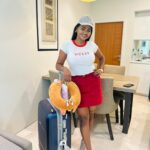 Shalu Shammu Instagram - Guess Me 🤪 #shalushamu #shalushamuvlogs #malaysia #kualalumpur #SkySuite #klcc #travelgram #happylife #beingbetter #hatersgonnahate #hatersaremymotivators #believeinyourself #staycation Sky Suites KLCC