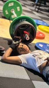 Shalu Shammu Instagram - Learning From The Best @warrior__visu 

Location : @solidfitness07 

#shalushamu #shalushamuvlogs #solidfitness #purasaiwalkam #legday #workout #motivation #workharder #stayfit #bethebestyou #thechange #trusttheprocess