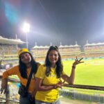 Sharanya Turadi Instagram - First times are always special and this one is super special to me! And the reason is THALA DHONI🔥 Watte mass moment it was to witness the man himself walking in with his bat onto the pitch and smash two sixes😍 Watching the match at the stadium with all the roaring at the Anbuden is truly an unrivaled experience 🦁💛 Match thotutom, but Thalaya paatachu, enakithu pothum 🙈😍 #csk #dhoniforever #thaladhoni
