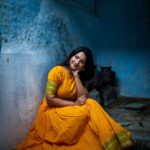 Sharanya Turadi Instagram - Old world charms 💛 I could only think of this song when I entered Kanchi kudil, a hundred year old heritage house at Kanchipuram. A heavy oonjal, Burmese teak pillars, mutham behind the house, tottil room. Samyal kattu with utensils we have never seen before, and so many to mention ❤️🤌 Seeing those old houses realising they would be demolished for new construction projects in the near future often terrifies me. I wish we could retain more old houses like this 🥺 I bet you’d end up emptying your camera storage clicking pictures once you get there! Wearing Sungudi saree summer dress @ivalinmabia In these days of fast fashion, It is hard to find clothes worth wearing it again and again. This is one of my favourite sustainable piece of possession 5 years old and it still hasn’t lost its charm just like this house 😍✨ Will post more pics of the house on my next post kanmanies! #tamilnadutourism #enchantingtamilnadu #ttdc #tntourism #styling KanchiKudil