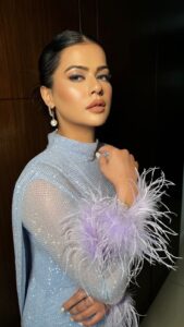 Sharmiela Mandre Instagram - Event ready here in Dubai ✨ 

Make up and hair by @sheetal_makeupandhair @zhaus_makeup_consultancy @makeoverbytahira @zeenatjaffer.official 

Outfit by @helenaarcollection @helenaarofficial #indianactress #dubai #dubaifashion #dubaiinstagram