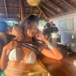 Shaun Romy Instagram - Cómo Me Quieres? Con todo el mundo! 💋😍 Goa