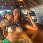 Shaun Romy Instagram - Cómo Me Quieres? Con todo el mundo! 💋😍 Goa