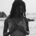 Shaun Romy Instagram - Secret beach in Mirrisa 🦋✨ @goyamodels @zuzanastankova.studio