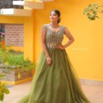 Sheela Rajkumar Instagram - Feeling grand in green . . . . . . . Costume : @envyra_fashion_designer Mua & hairstyle: @udhaya_makeup_world Jewellery : @m.a.bridal_jewellery Location : @poppysolivedevillapondicherry Photography : @nilavan_photography Pro:@a._john_pro #sheelarajkumar #collabshoot #photography #lovemyself #besmile😊 #goodvibes #greenheals💚🌱🍀 #lookbook Pondicherry - பாண்டிச்சேரி