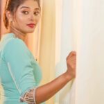 Sheela Rajkumar Instagram - The best !! . . . . . . Mentions: Outfit: @unikpondicherry Designer: @kayalkumaran Pic: @rootzstudios MuA: @honeylang_makeup_artist Location: Unik Stay - Saffron Pro :@a._john_pro #sheela #lookbook #picsoftheday #lovemyself #collabshoot #rootzstudios #unikpondicherry #photoshoot Pondychrey