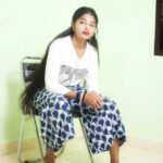 Sheela Rajkumar Instagram - Life happens, ☕ helps . . . . . . @jermyphotography #sheela #picsoftheday📸 #photoshoot #lookbook #lovemyself❤ #besmile😊 #nevergiveup💪 #dofollowthispage #donthurtanyone #happysoul #goodvibesonly #fridayvibes
