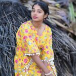 Sheela Rajkumar Instagram - Look at me 😍 ~ ~ ~ ~ ~ 📸: @madhu_india_photography Pro: @a._john_pro #sheela #lookbook #naturephotography #lovemyself❤ #nextlookcomingsoon #besmile😊 #goodvibes #eyestalks #peace