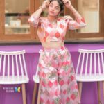 Sheela Rajkumar Instagram - Make it simple but significant 😍 * * * * * 📷:@madhu_india_photography 🎥:@stories_by_.arun Pro:@a._john_pro #sheelarajkumar #instagramreels #trending #lovemyself❤ #naturephotography #pondydiaries #lookbook #bekind #happysoul❤️ Pondicherry - பாண்டிச்சேரி