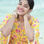 Sheela Rajkumar Instagram - Seas the day 😍 . . . . . . 📷:@madhu_india_photography Pro:@a._john_pro #sheela #besmile😊 #beachphotography #happysoul❤️ #lookbook #lovemyself #trending #naturehealseverything #sundayvibes✨