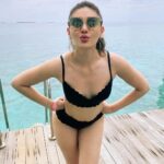 Shefali Jariwala Instagram - Chasing #sunshine ☀️❤️ . . . #takemeback #beachlife #maldives #throwback #thursday #travelgram #instatravel #potd #sunshinegirl