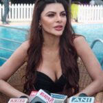 Sherlyn Chopra Instagram - योग का पावर!!!🔥🔥🔥 #internationalyogaday