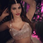 Sherlyn Chopra Instagram – Be aware that you are rare… 
#sass #glam #instagood 🔥🔥🔥