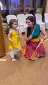 Shikha Singh Instagram - Navratri special & Alayna’s 1st Dandiya event ❤️ 

#babygirl #babiesofinstagram #girl #girls #dance #navratri #dandiya #momlife #mommy #motherdaughter #daughter #blessed #grateful #reel #reels #reelsvideo #reelitfeelit #reelkarofeelkaro #thankyou #thankyougod #blessedwiththebest